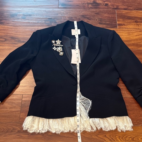 Cinq a Sept Roxie Blazer, New Elegant Black Blazer with Lace Trim, Size 8, NWT! - Picture 7 of 14